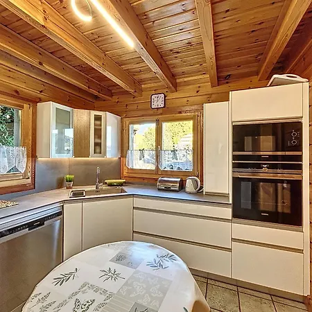 Confortable Face Aux Pistes - 13 Couchages, Garage, Room, Proche Combloux Et Megeve - Fr-1-560-36 Chalet